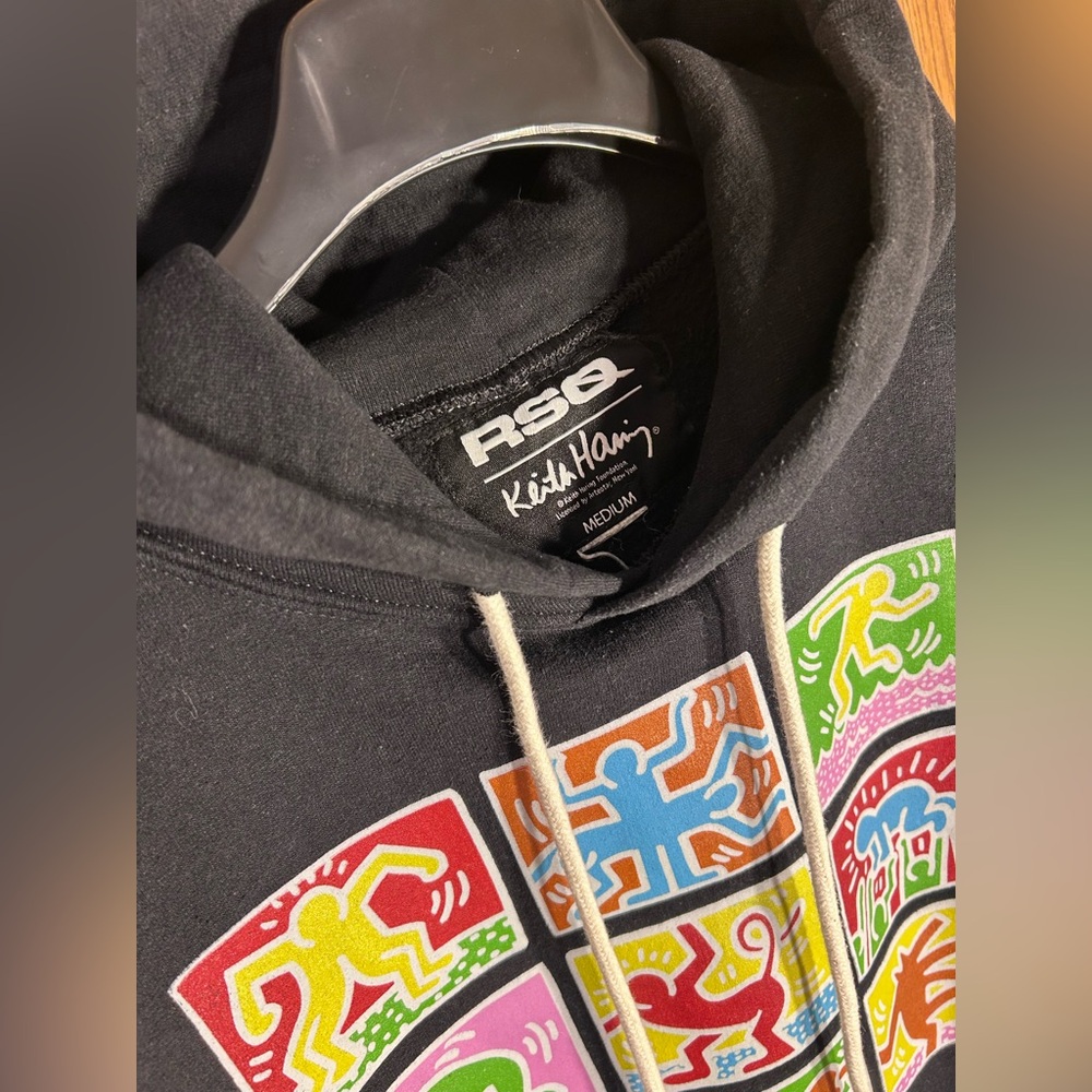 Keith Haring x RSQ Graphic Hoodie Sweatshirt - Picture 4 of 6